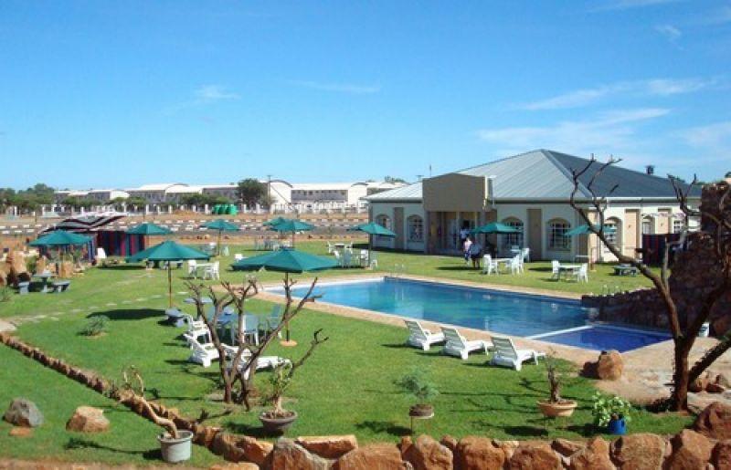 Adansonia Hotel Франсістаун Екстер'єр фото